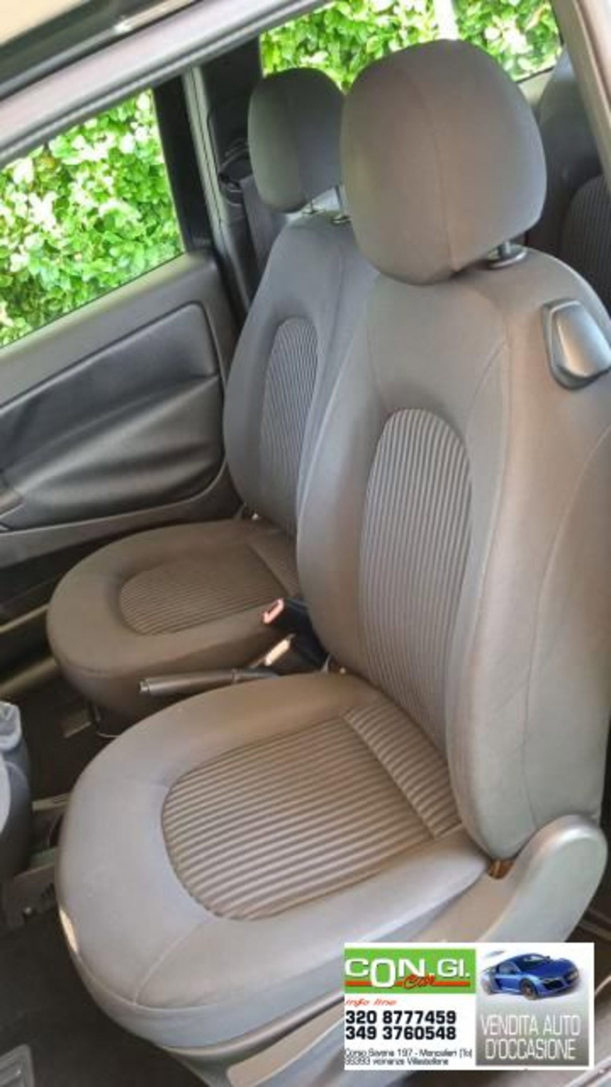 Lancia Ypsilon 1.2 New Oro (7)