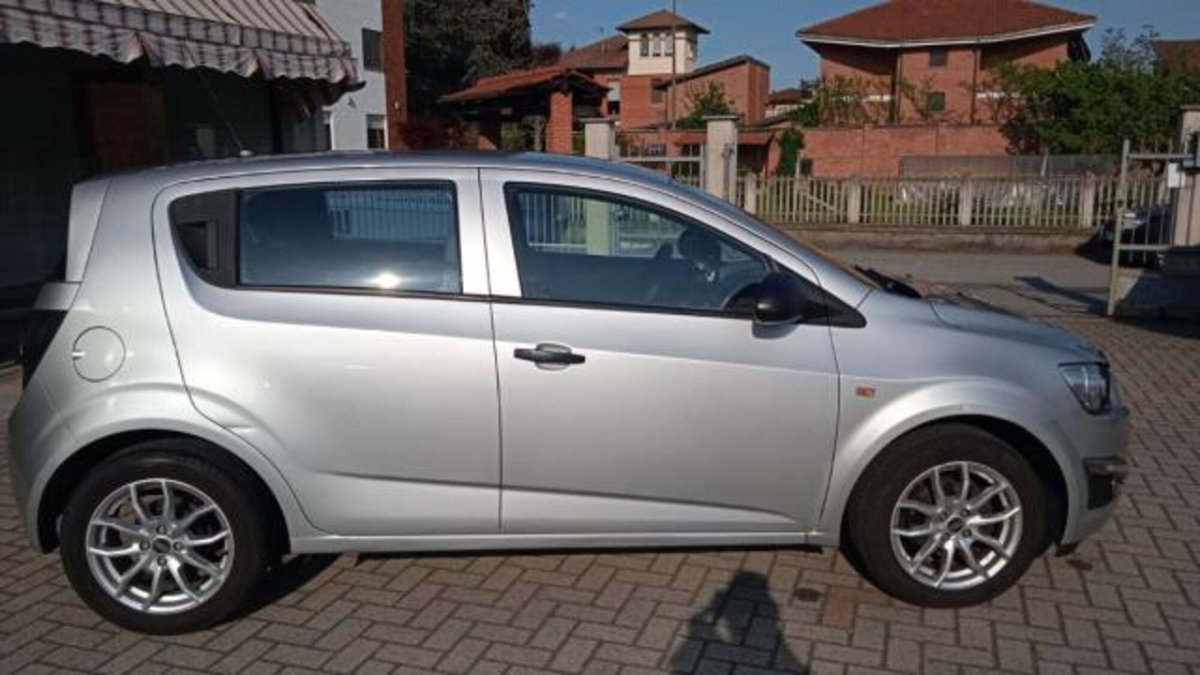 Chevrolet Aveo 1.2 86CV GPL 5 porte LT (4)