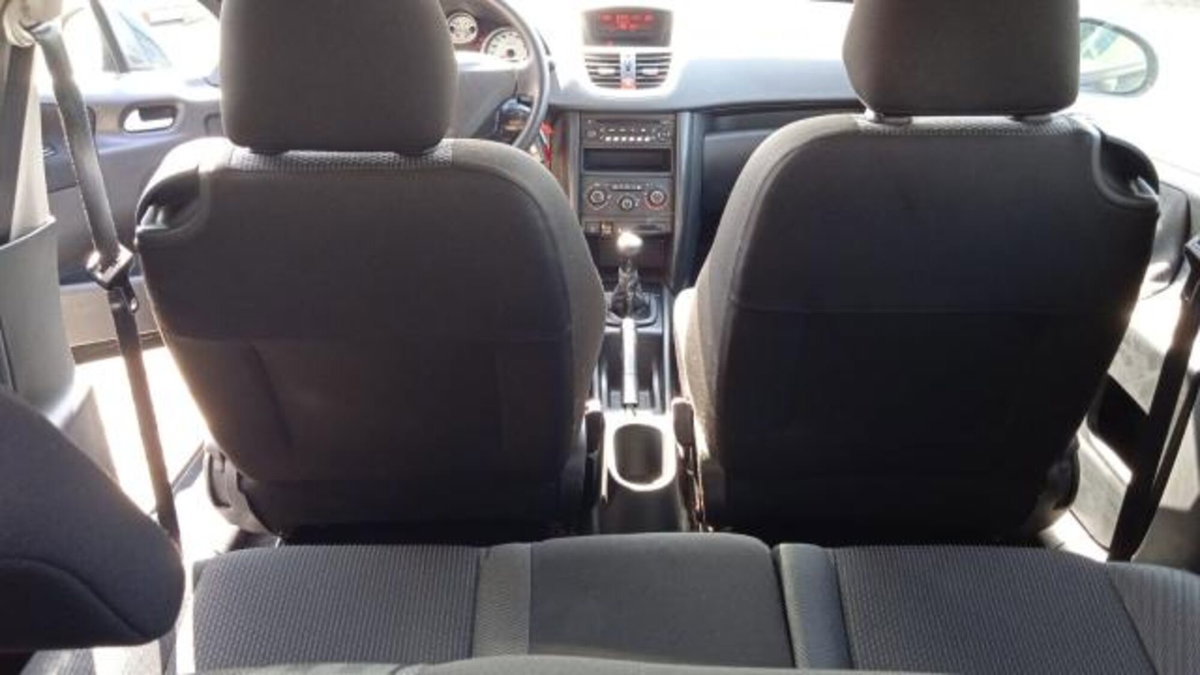 Peugeot 207 VTi 95CV 5p. Energie Sport (12)