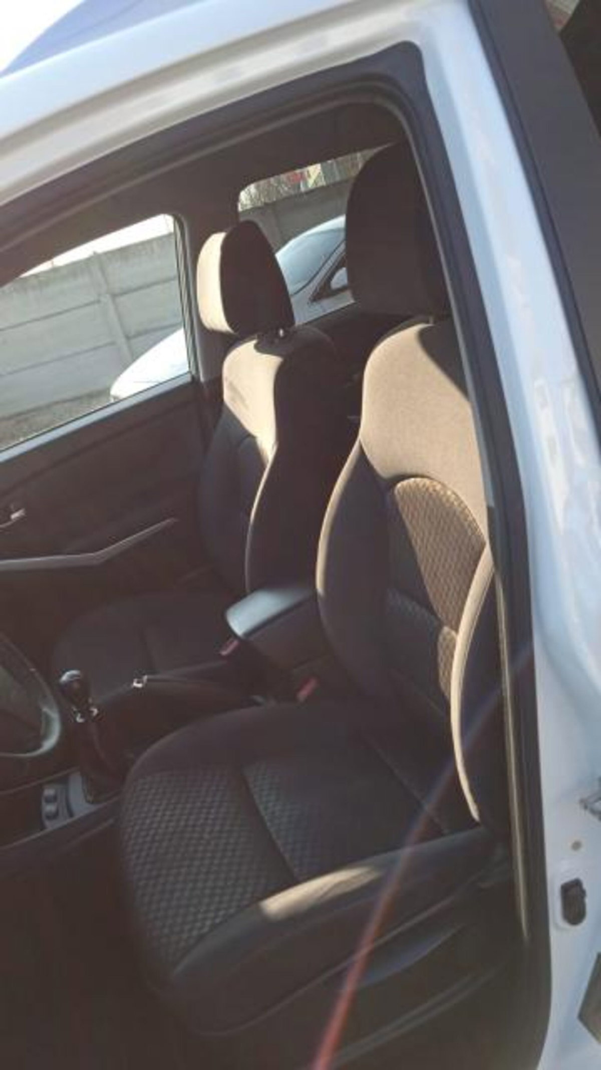 Ssangyong Korando 2.2 Diesel AWD MT Limited (13)
