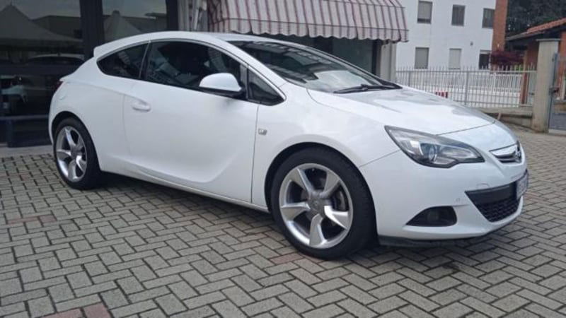 Opel Astra GTC 1.4 Turbo 120CV S&S 3 porte Cosmo