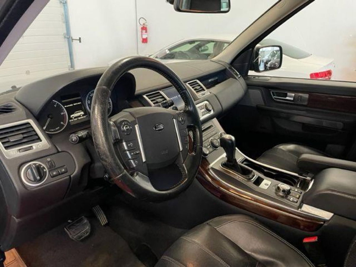 Land Rover Range Rover Sport 3.0 SDV6 HSE (10)