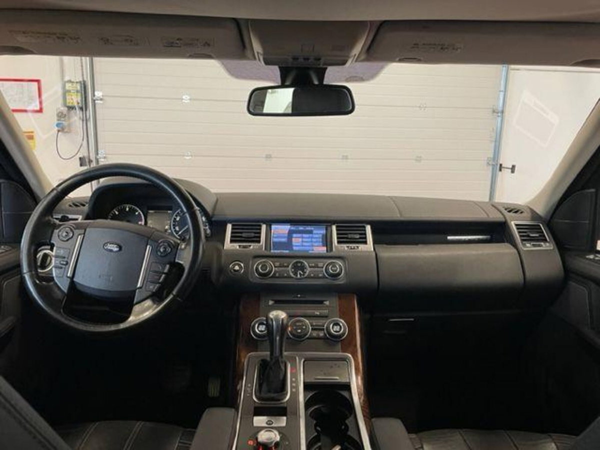 Land Rover Range Rover Sport 3.0 SDV6 HSE (8)