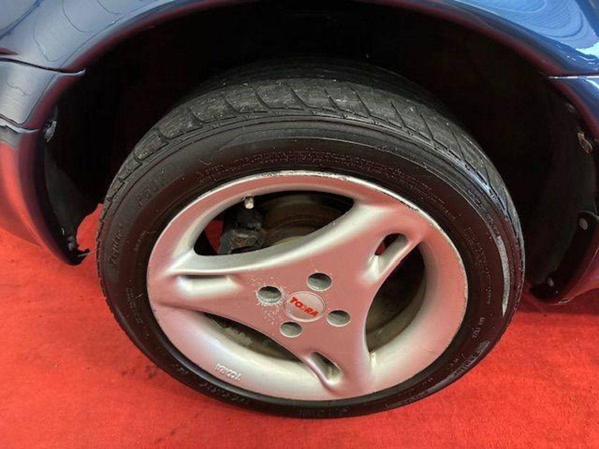 Nissan NX 1.4i 16V cat 3 porte GX (17)
