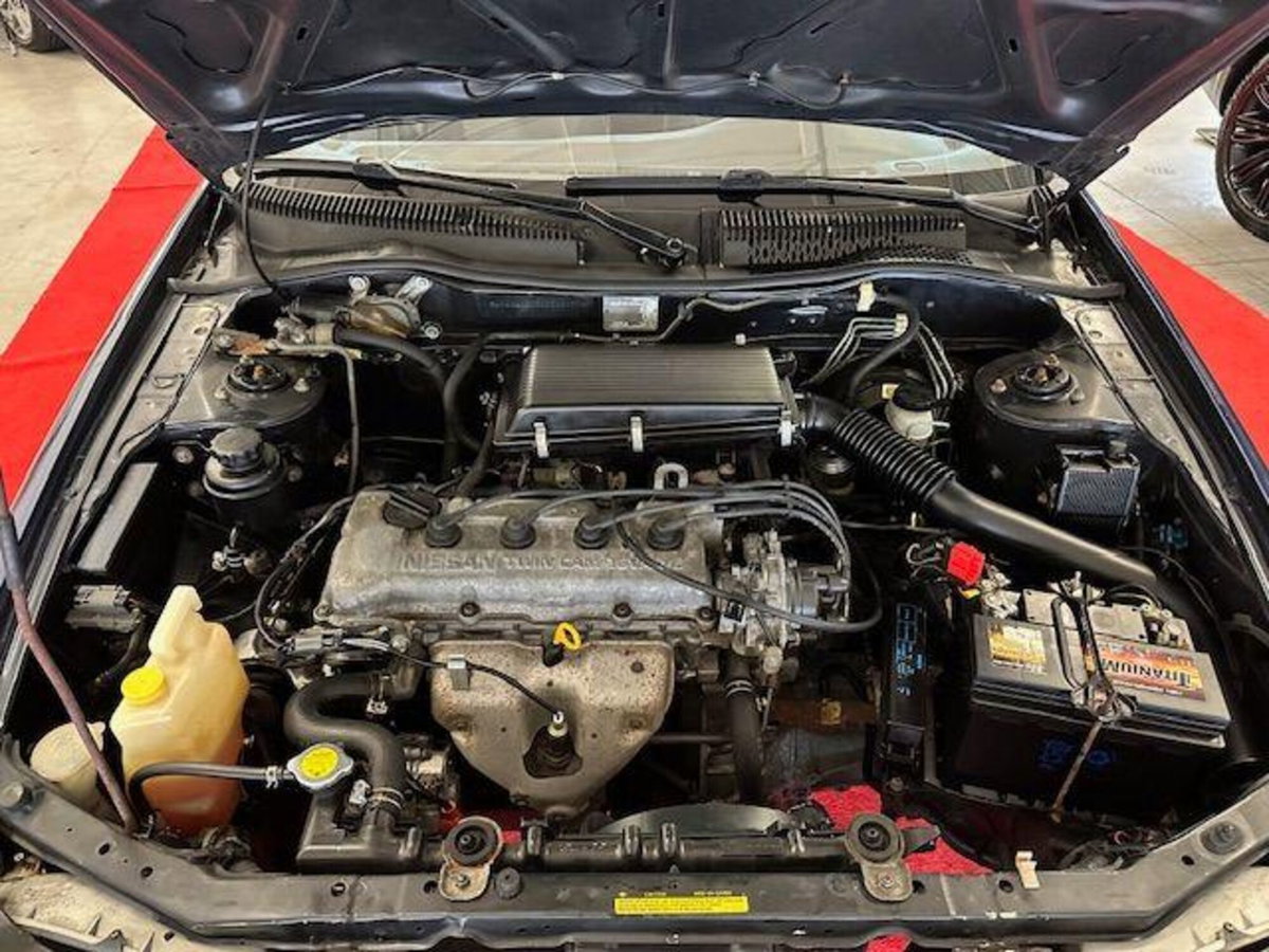 Nissan NX 1.4i 16V cat 3 porte GX (19)