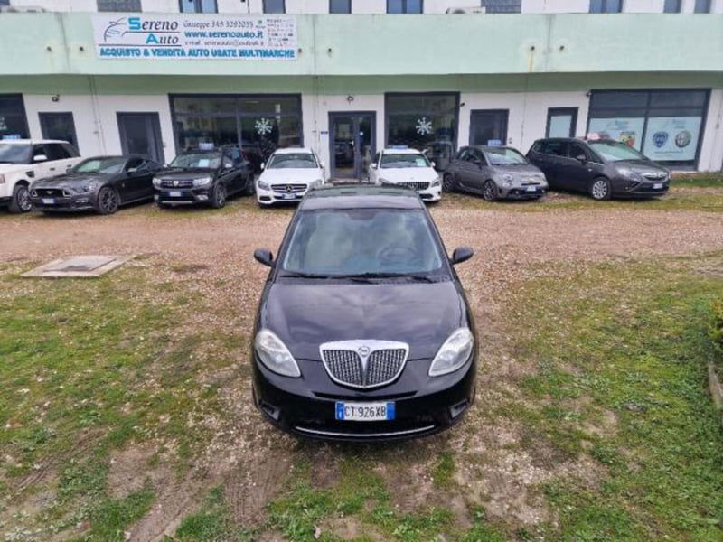 Lancia Ypsilon 16V Argento