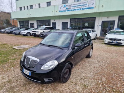 Lancia Ypsilon 16V Argento (2)