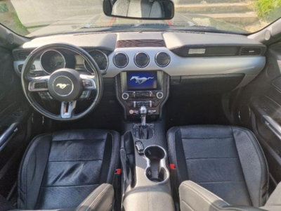 Ford Mustang Coupé Fastback 2.3 EcoBoost aut. (17)