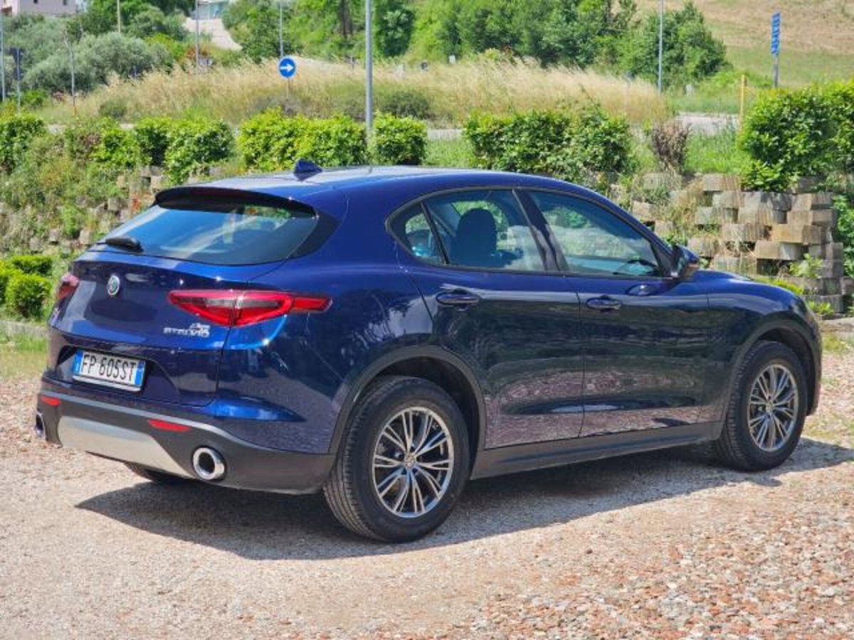 Alfa Romeo Stelvio Stelvio 2.2 Turbodiesel 180 CV AT8 Q4 Business (10)