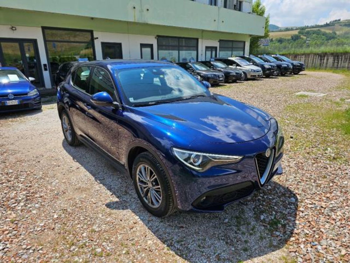 Alfa Romeo Stelvio Stelvio 2.2 Turbodiesel 180 CV AT8 Q4 Business (12)