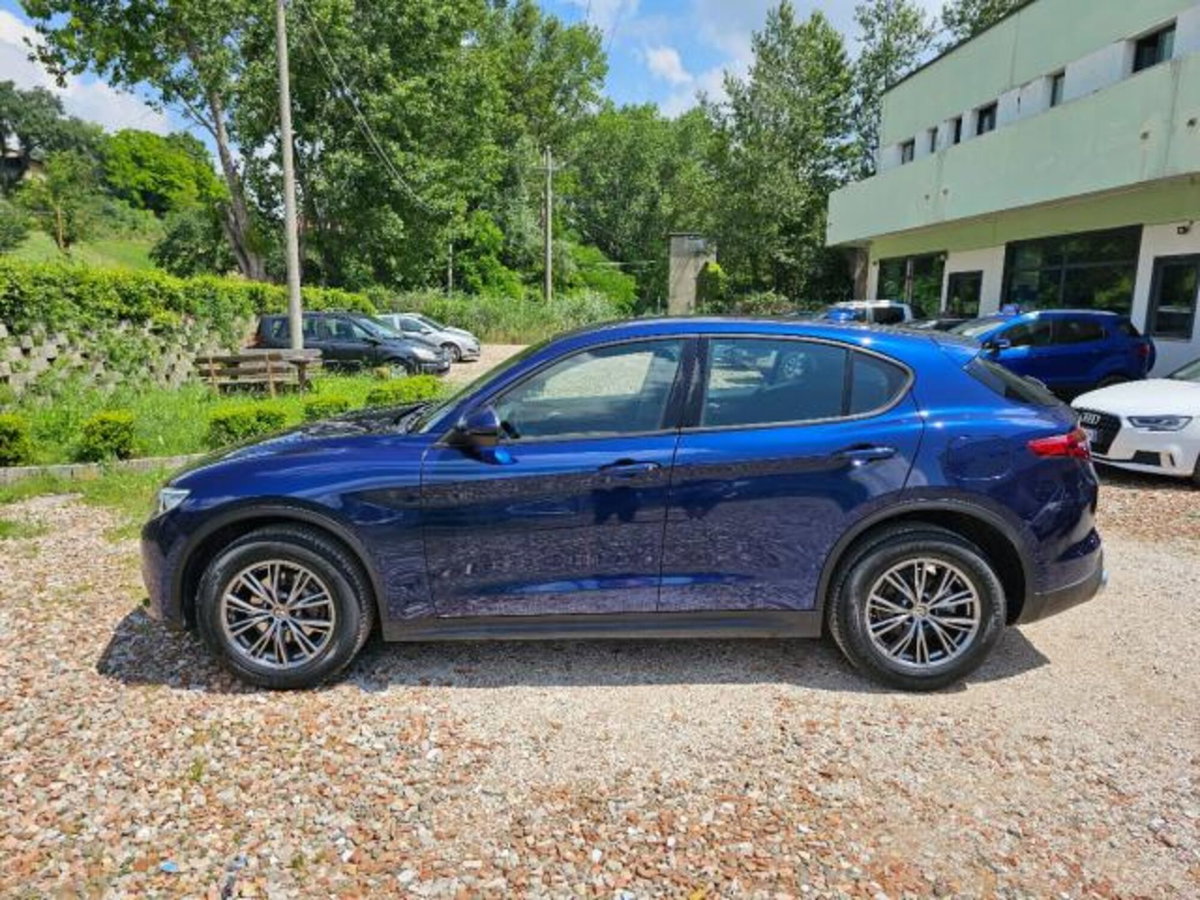 Alfa Romeo Stelvio Stelvio 2.2 Turbodiesel 180 CV AT8 Q4 Business (6)