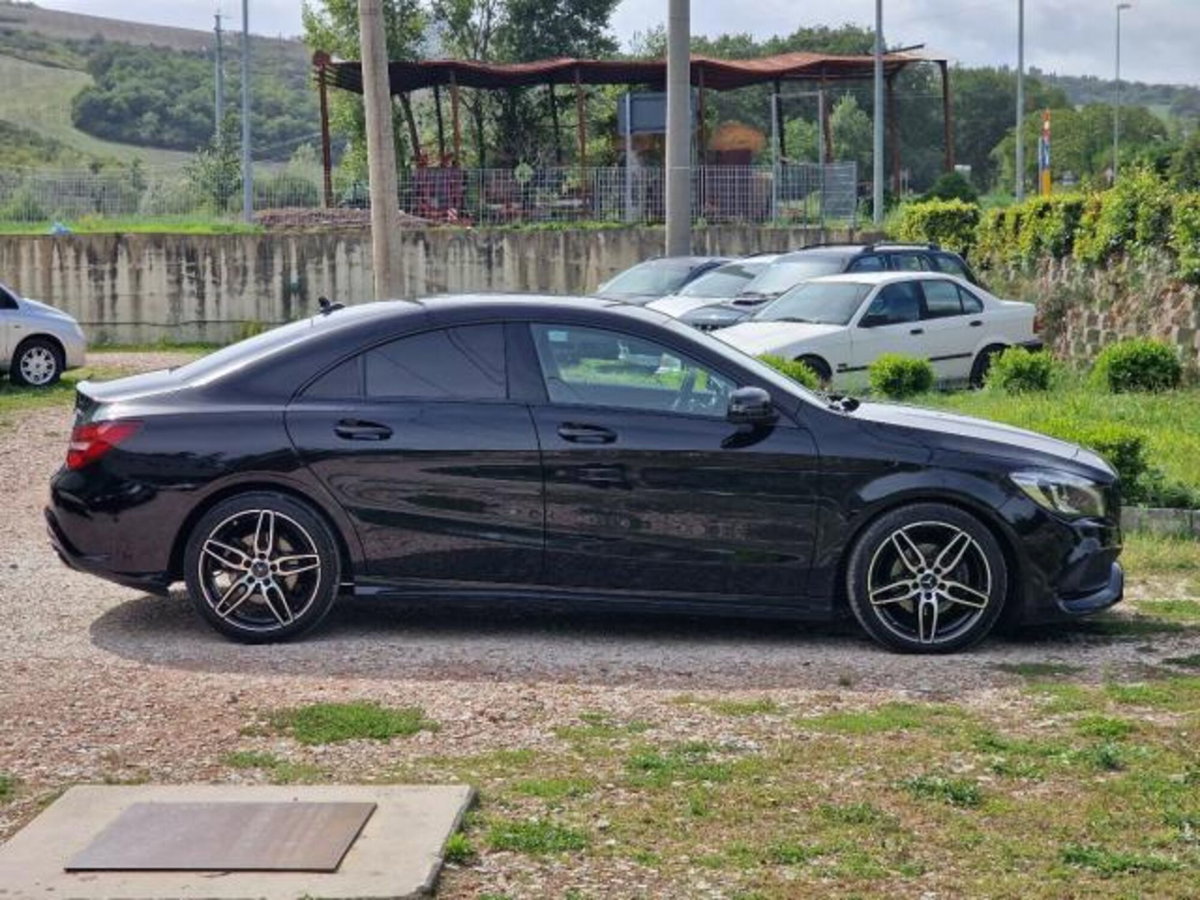 Mercedes-Benz CLA 200 d Automatic Premium (11)