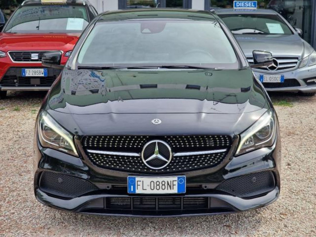 Mercedes-Benz CLA 200 d Automatic Premium (2)
