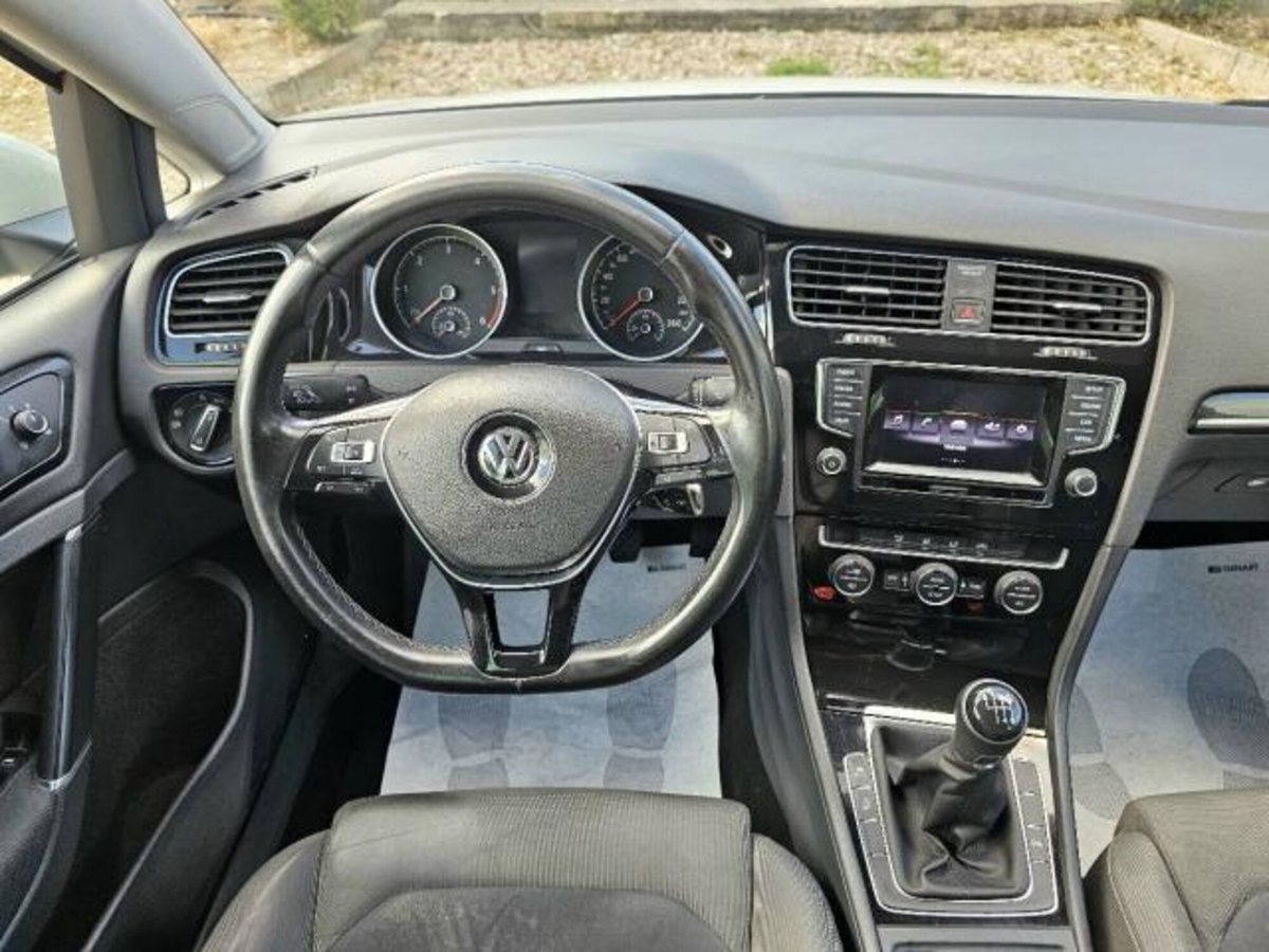 Volkswagen Golf 2.0 TDI 5p. Highline BlueMotion Technology (15)