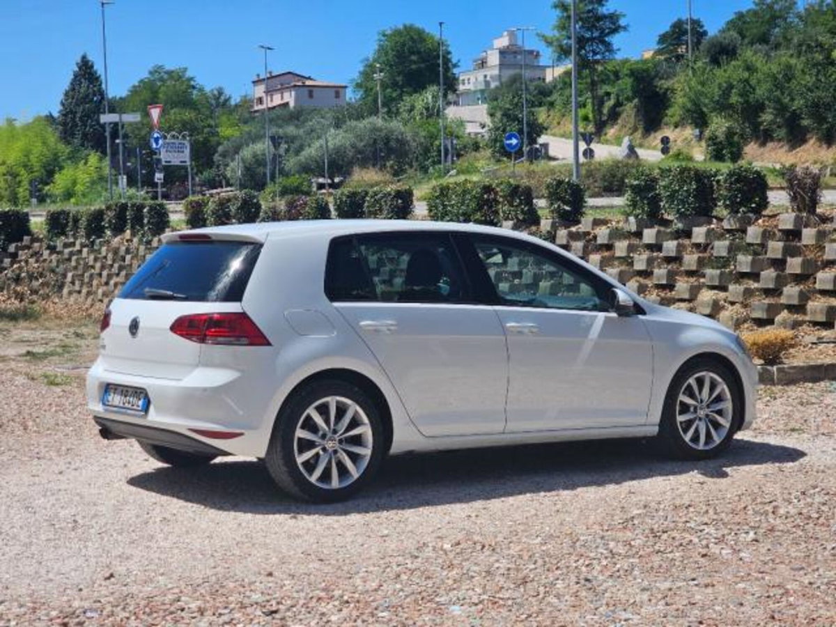 Volkswagen Golf 2.0 TDI 5p. Highline BlueMotion Technology (9)