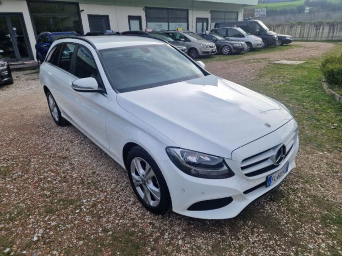 Mercedes-Benz Classe C Station Wagon 220 d 4Matic Auto Executive (11)