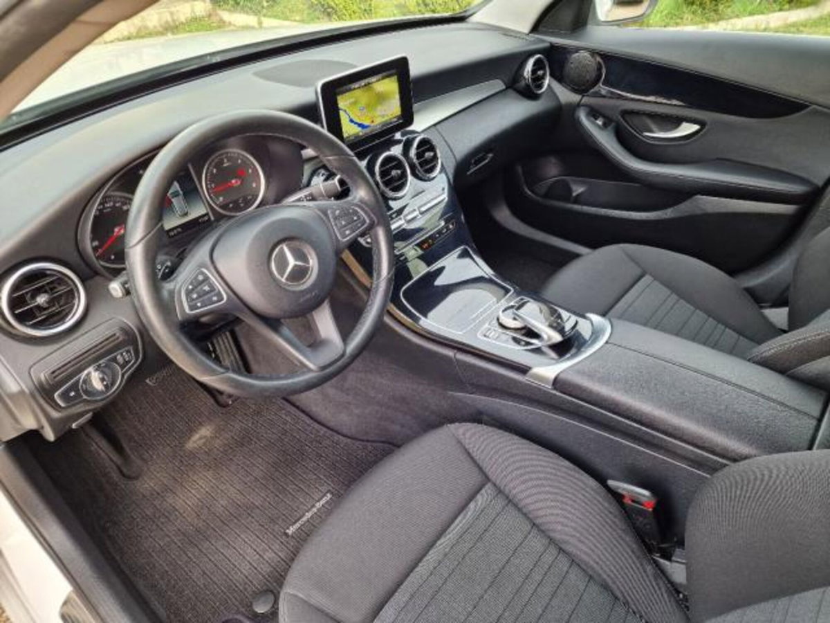 Mercedes-Benz Classe C Station Wagon 220 d 4Matic Auto Executive (18)