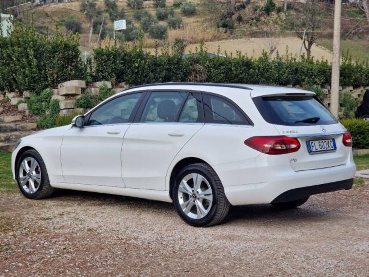 Mercedes-Benz Classe C Station Wagon 220 d 4Matic Auto Executive (7)