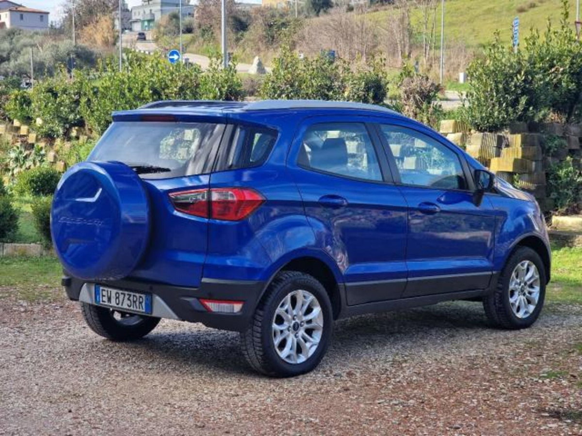 Ford EcoSport 1.5 TDCi 90 CV Titanium (9)