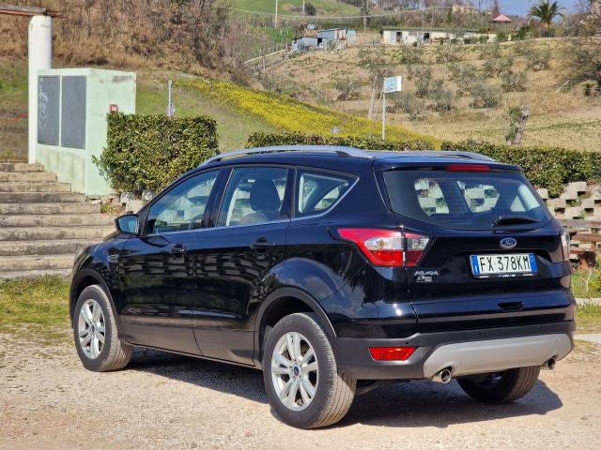 Ford Kuga 2.0 TDCI 120 CV S&S 2WD Powershift Business (6)