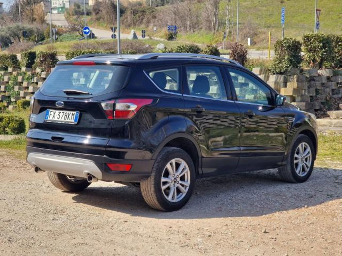 Ford Kuga 2.0 TDCI 120 CV S&S 2WD Powershift Business (8)