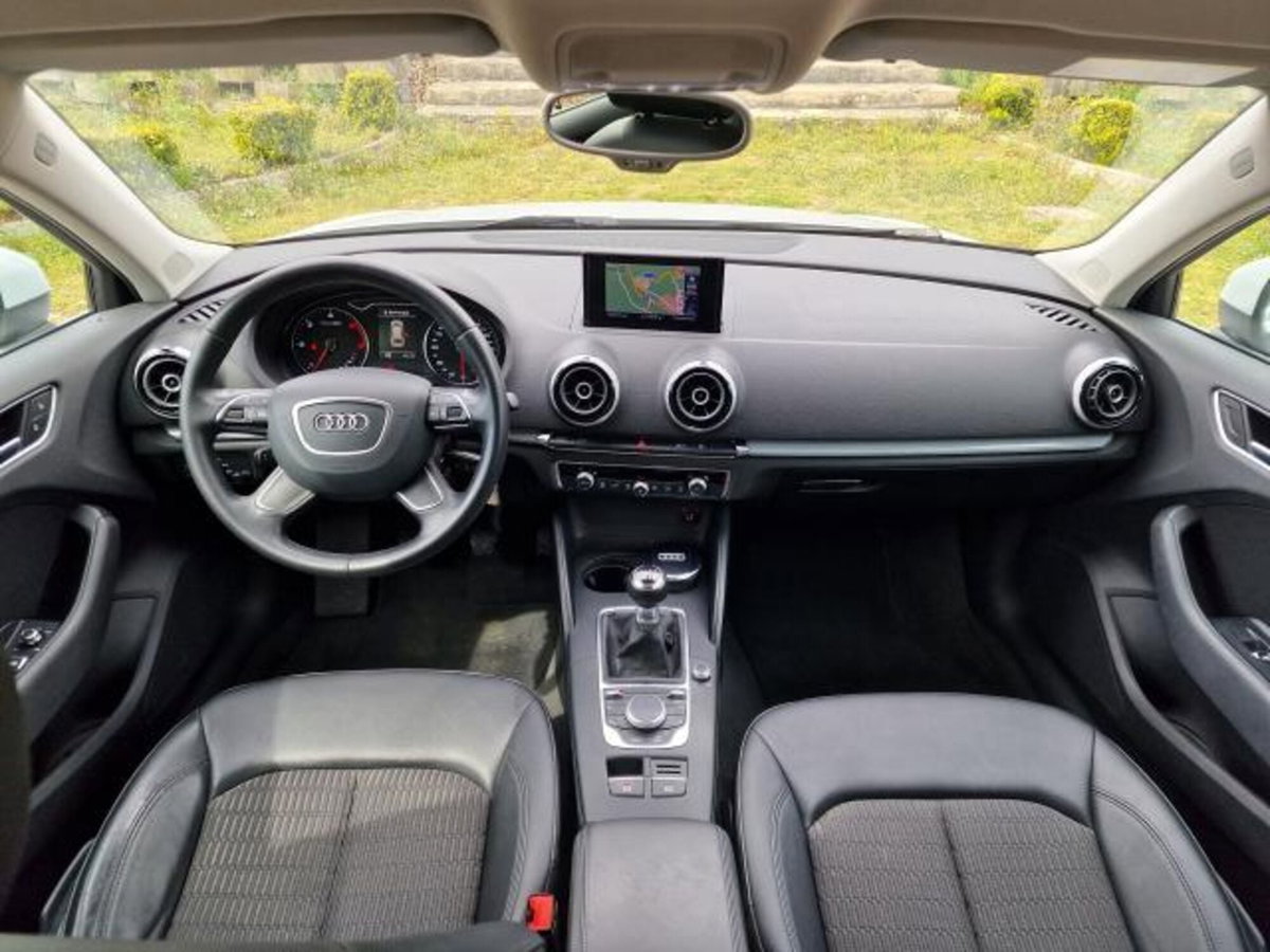 Audi A3 Sportback 1.6 TDI Attraction (14)