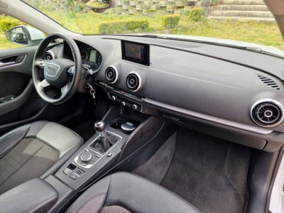 Audi A3 Sportback 1.6 TDI Attraction (18)