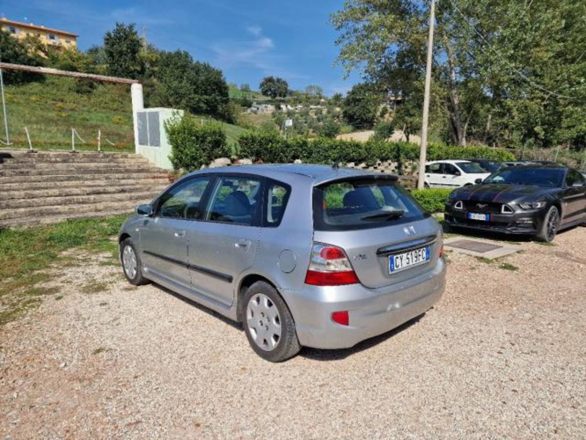 Honda Civic 1.7 16V CTDi cat 5 porte S (4)