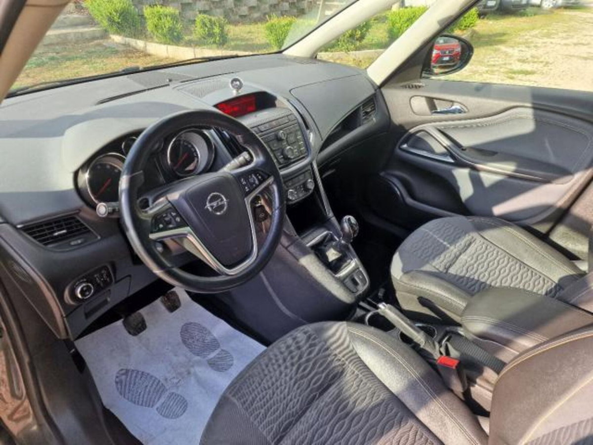 Opel Zafira Tourer 1.6 Turbo EcoM 150CV Elective (17)