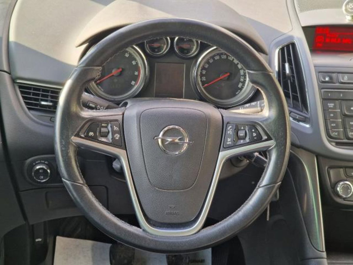 Opel Zafira Tourer 1.6 Turbo EcoM 150CV Elective (18)