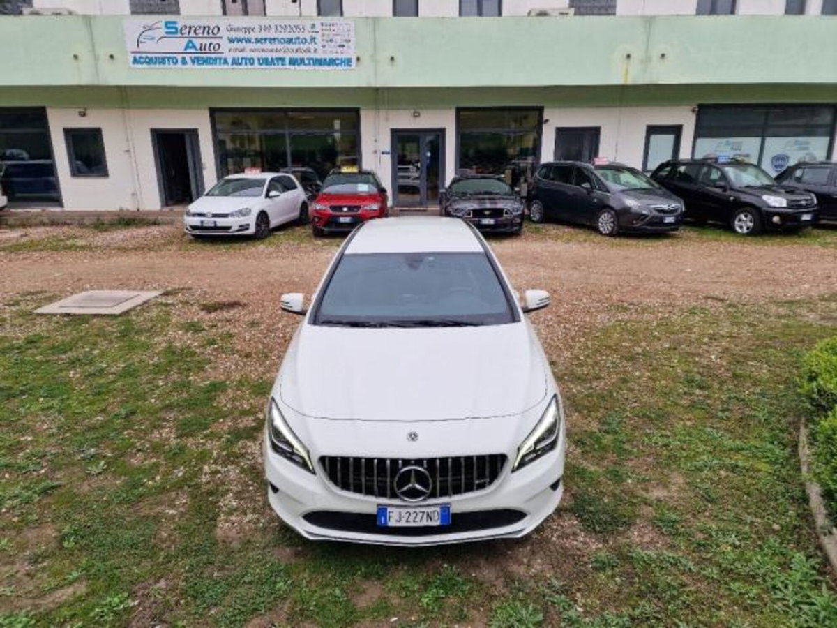 Mercedes-Benz CLA Shooting Brake 200 d Automatic Executive