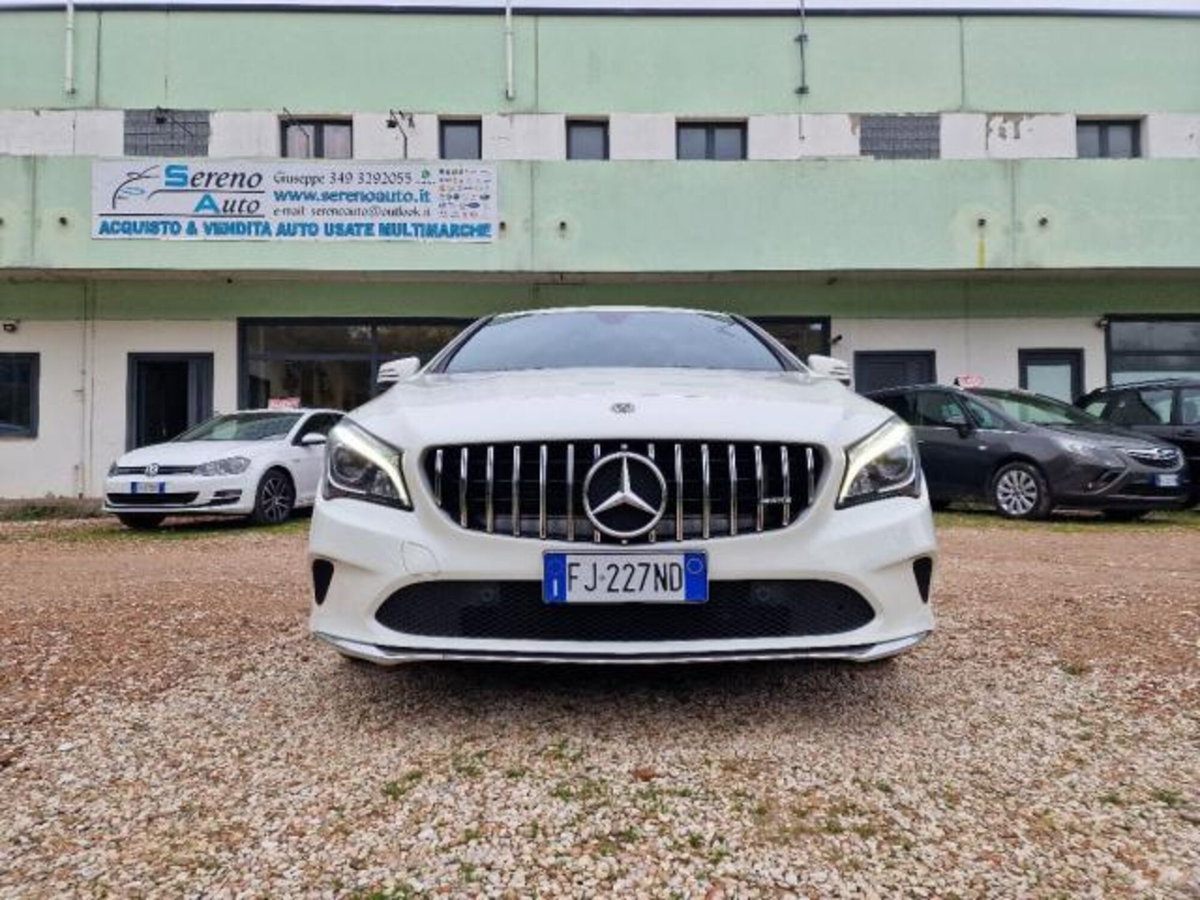 Mercedes-Benz CLA Shooting Brake 200 d Automatic Executive (2)