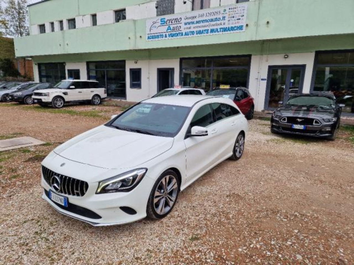Mercedes-Benz CLA Shooting Brake 200 d Automatic Executive (5)