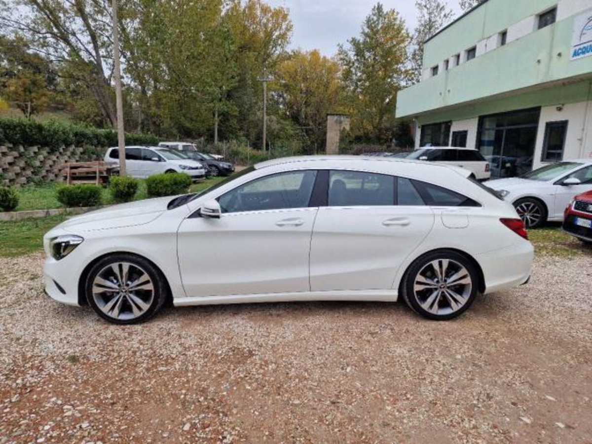 Mercedes-Benz CLA Shooting Brake 200 d Automatic Executive (6)