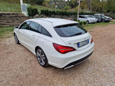 Mercedes-Benz CLA Shooting Brake 200 d Automatic Executive (7)
