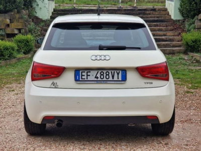 Audi A1 1.2 TFSI Attraction (8)