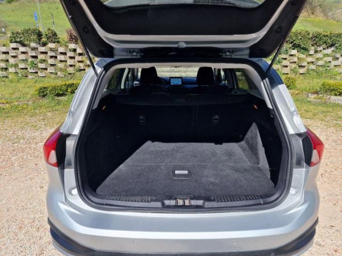 Ford Focus Station Wagon 1.5 EcoBlue 120 CV SW Active (13)