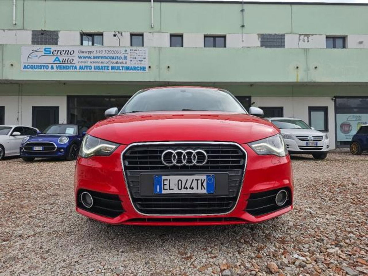 Audi A1 1.6 TDI 105 CV Attraction (2)