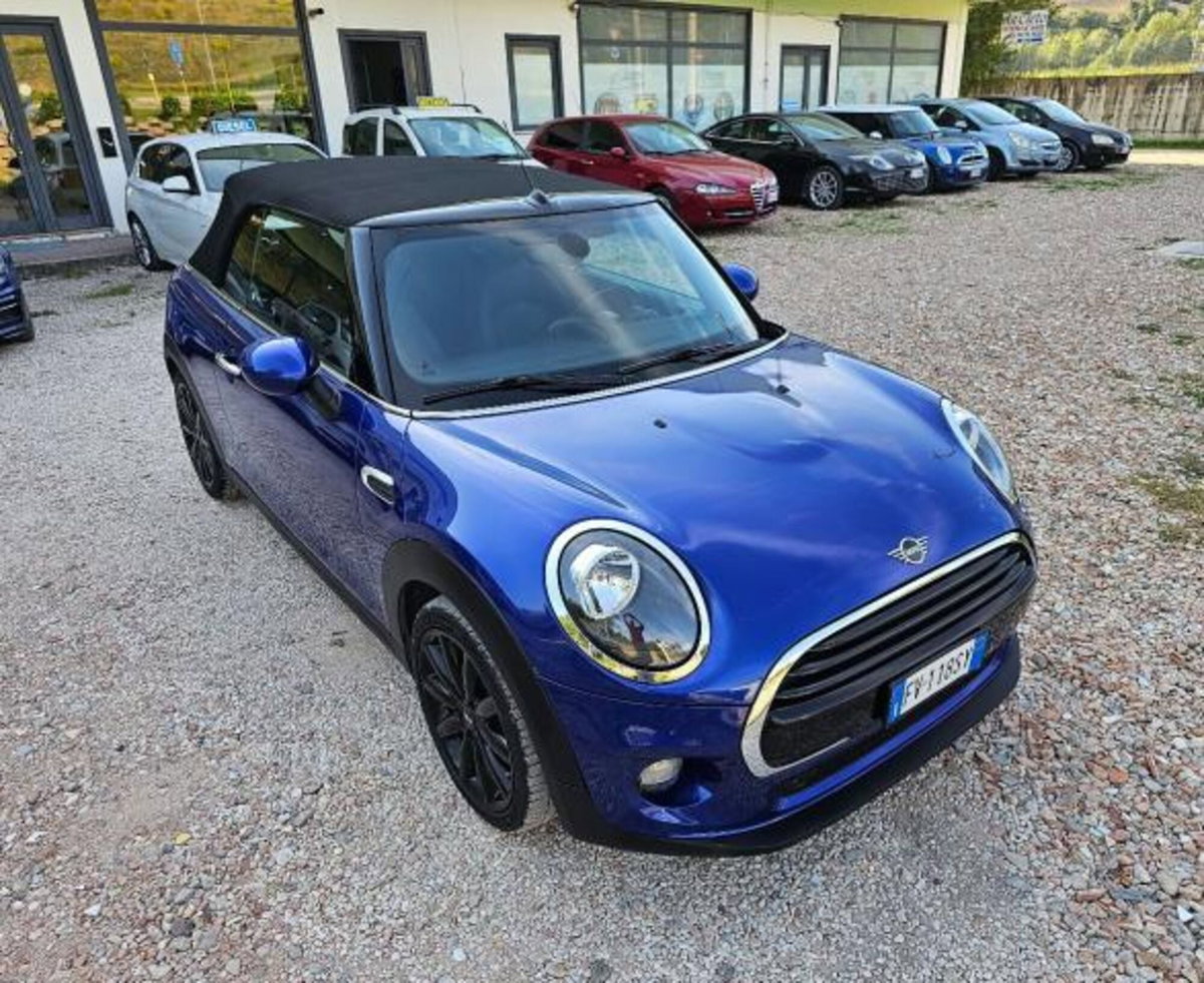MINI Mini Cabrio 1.5 Cooper D Cabrio (15)