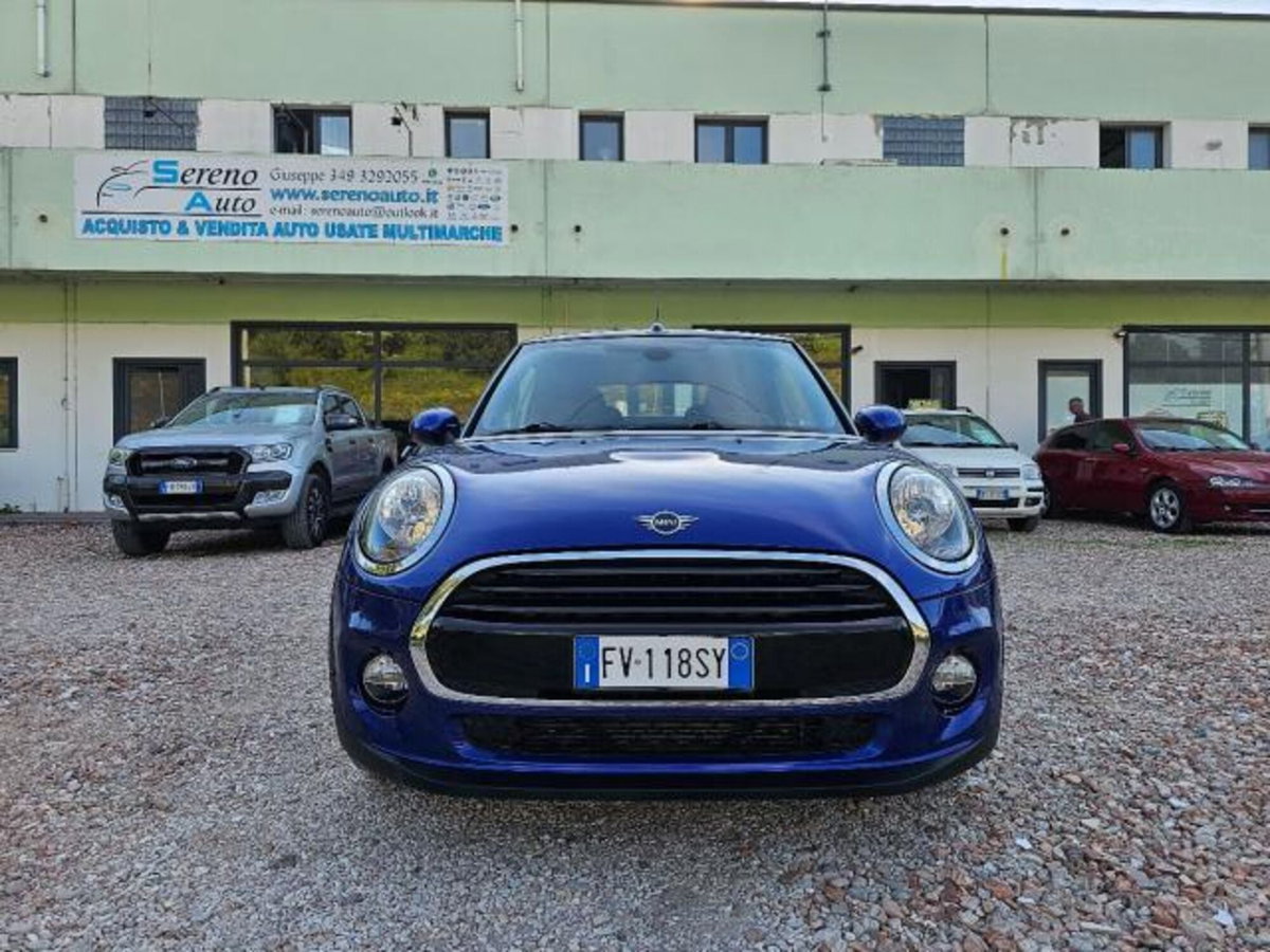MINI Mini Cabrio 1.5 Cooper D Cabrio (2)