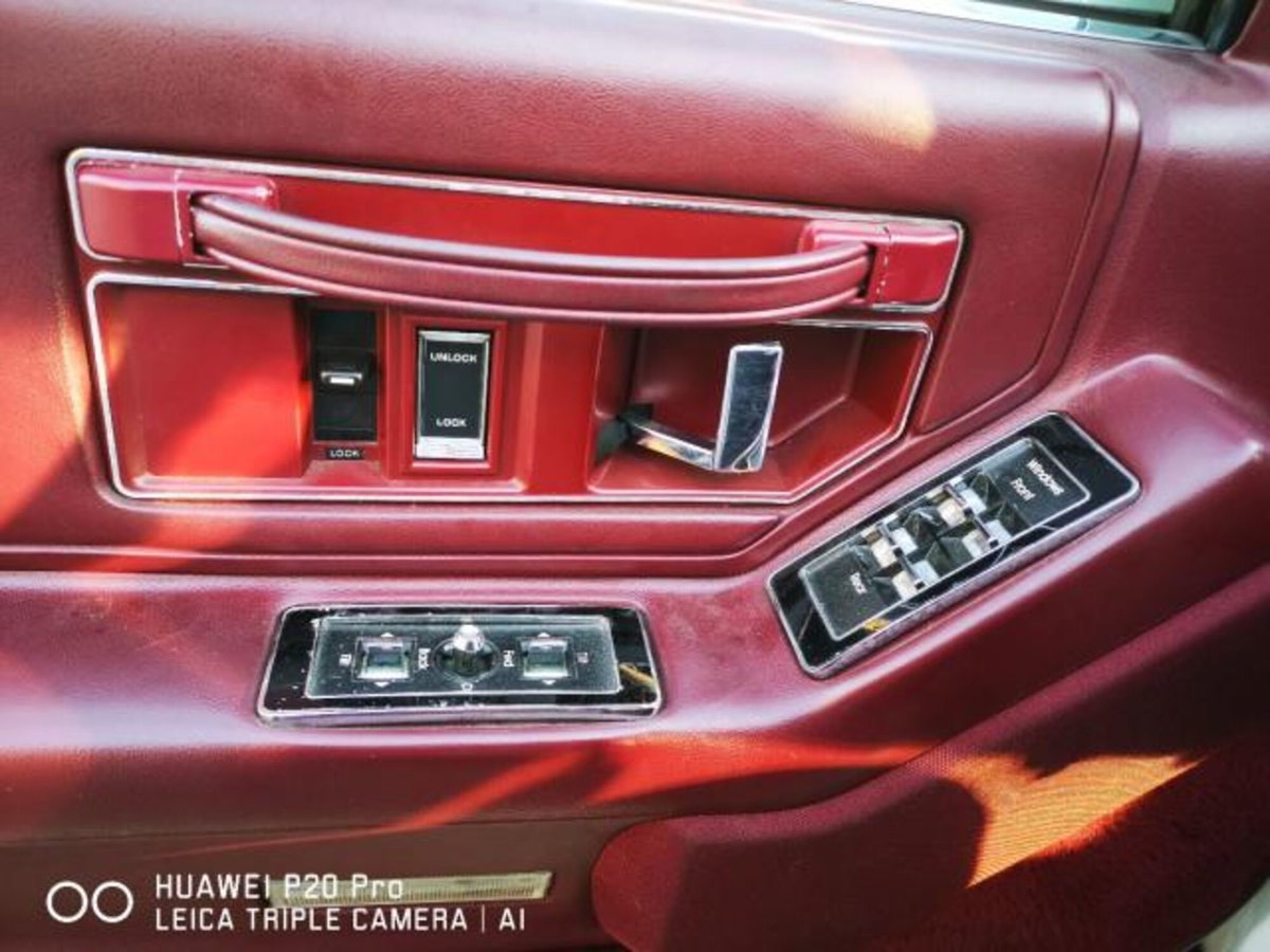 Cadillac Seville (EU) (11)