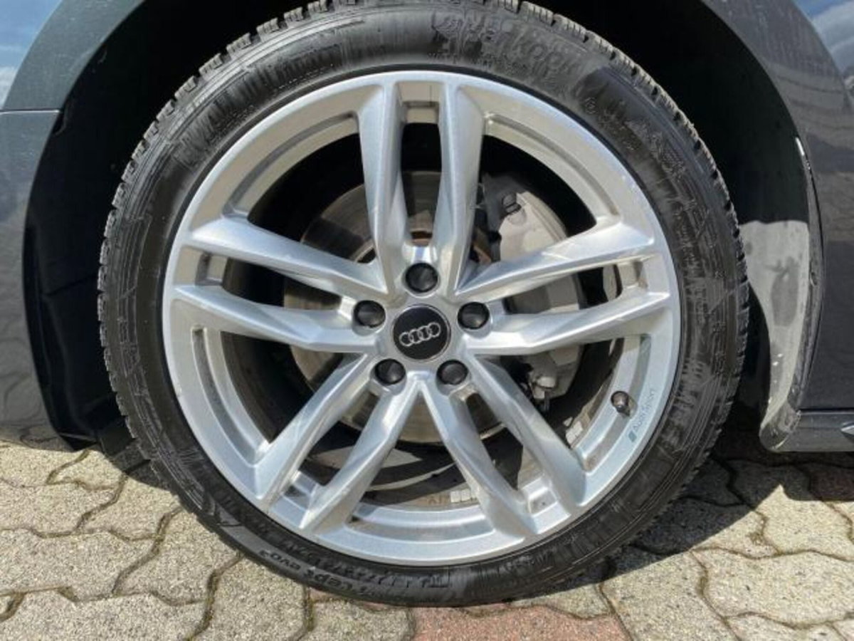 Audi A4 Avant 2.0 TDI 190 CV S line edition (15)