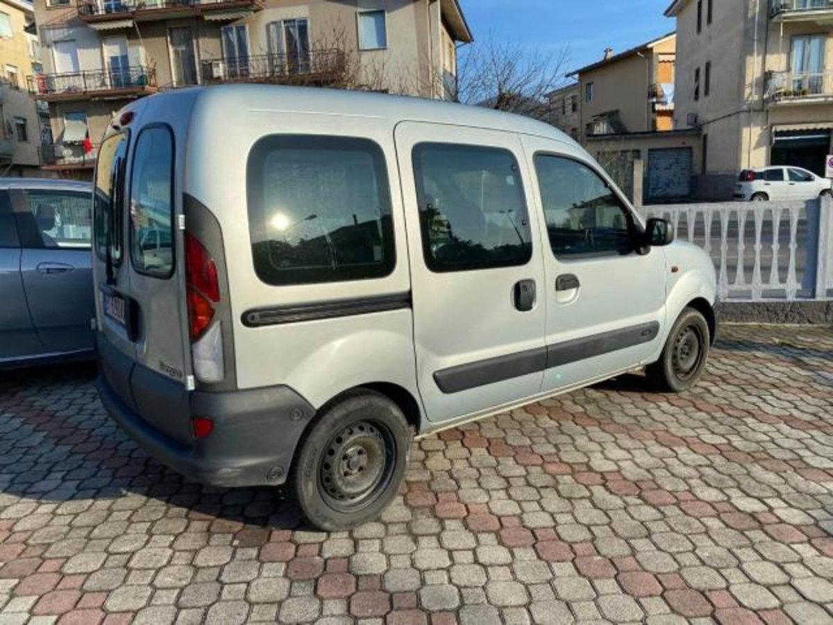 Renault Kangoo 1.4 cat 5 porte Expression (2)
