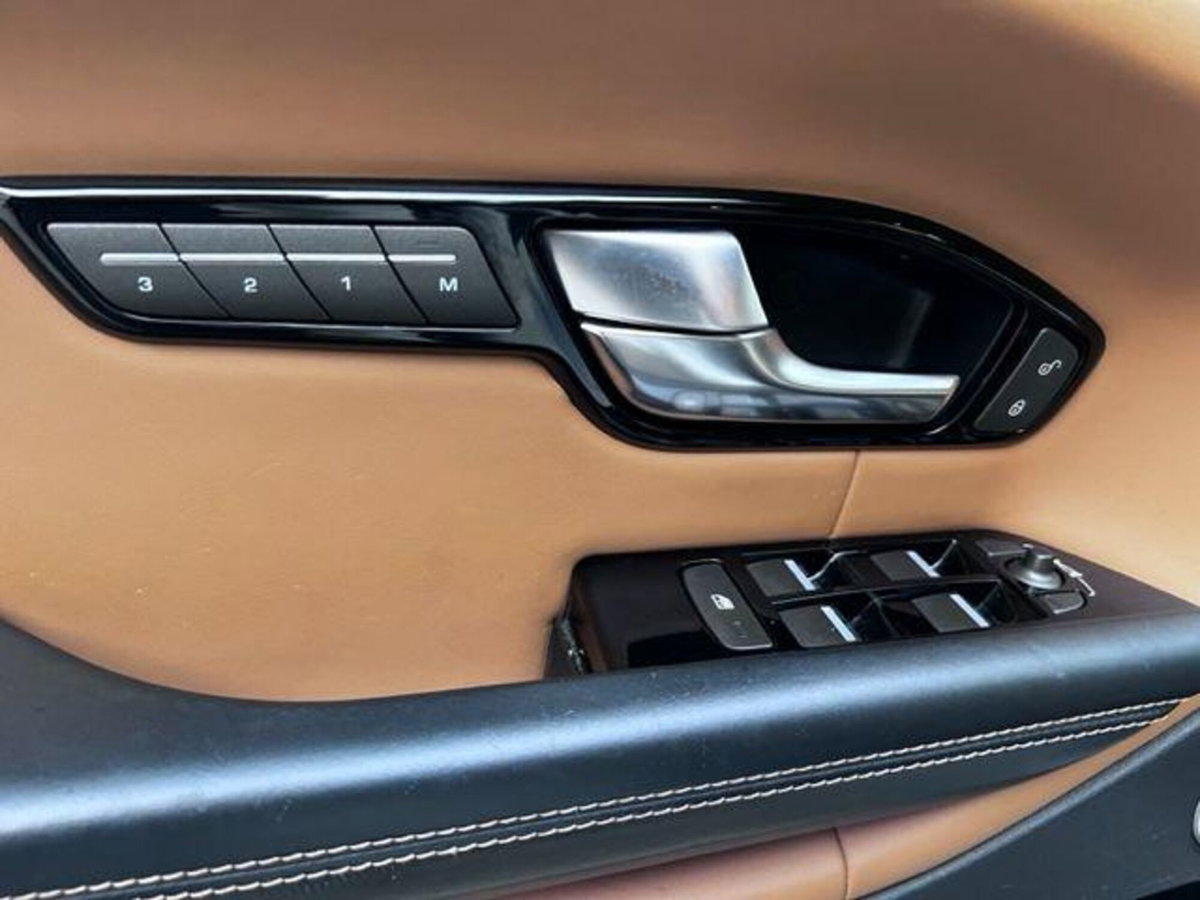 Land Rover Range Rover Evoque 2.0 TD4 180 CV Convertibile HSE Dynamic (10)