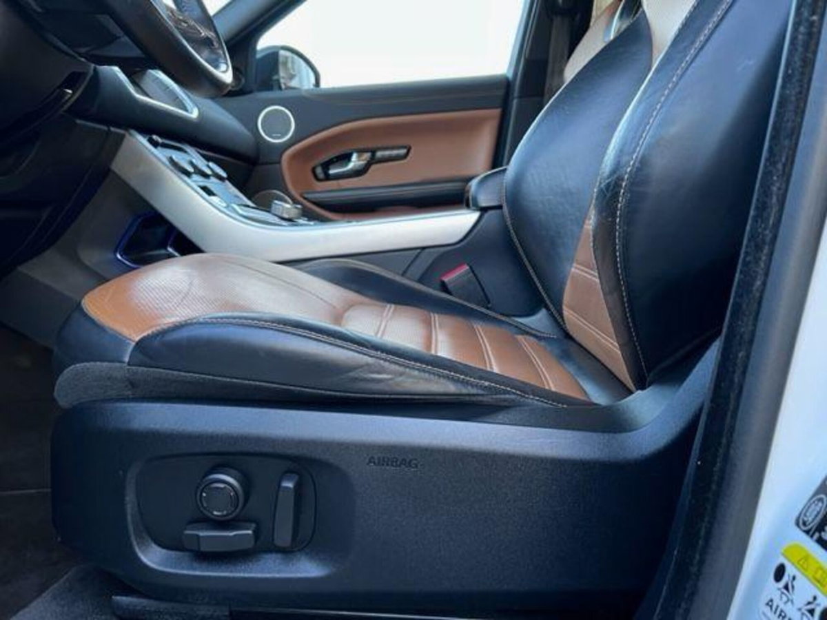 Land Rover Range Rover Evoque 2.0 TD4 180 CV Convertibile HSE Dynamic (11)