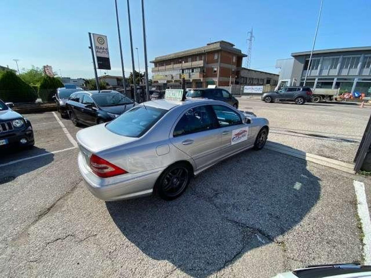 Mercedes-Benz Classe C 32 Kompressor cat AMG (8)
