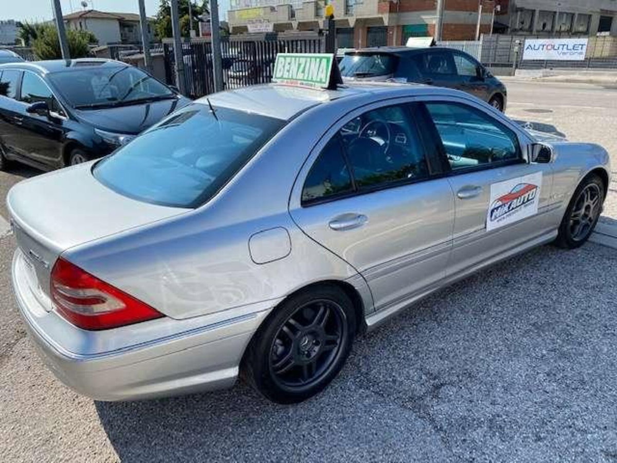 Mercedes-Benz Classe C 32 Kompressor cat AMG (9)