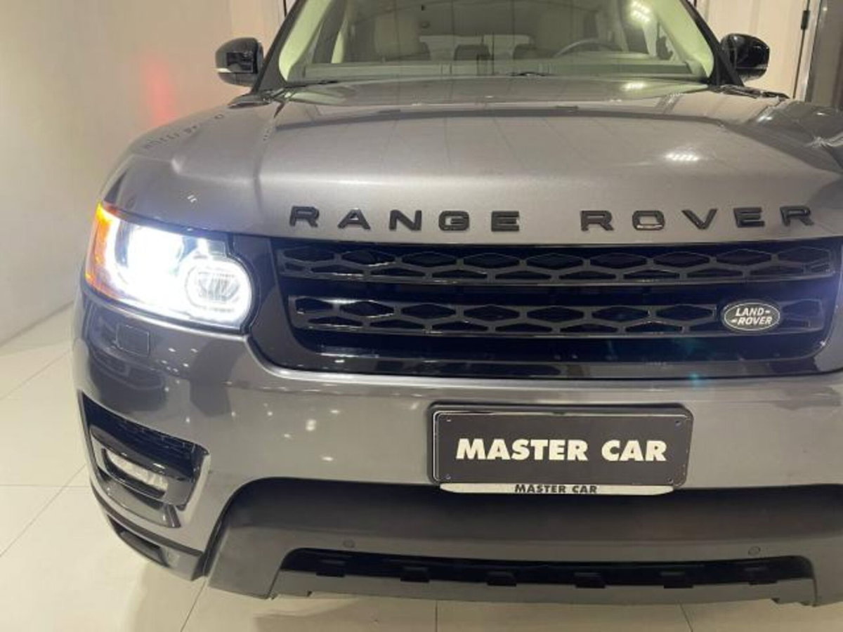 Land Rover Range Rover Sport 3.0 SDV6 HSE (6)