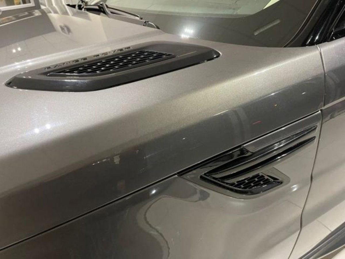 Land Rover Range Rover Sport 3.0 SDV6 HSE (7)