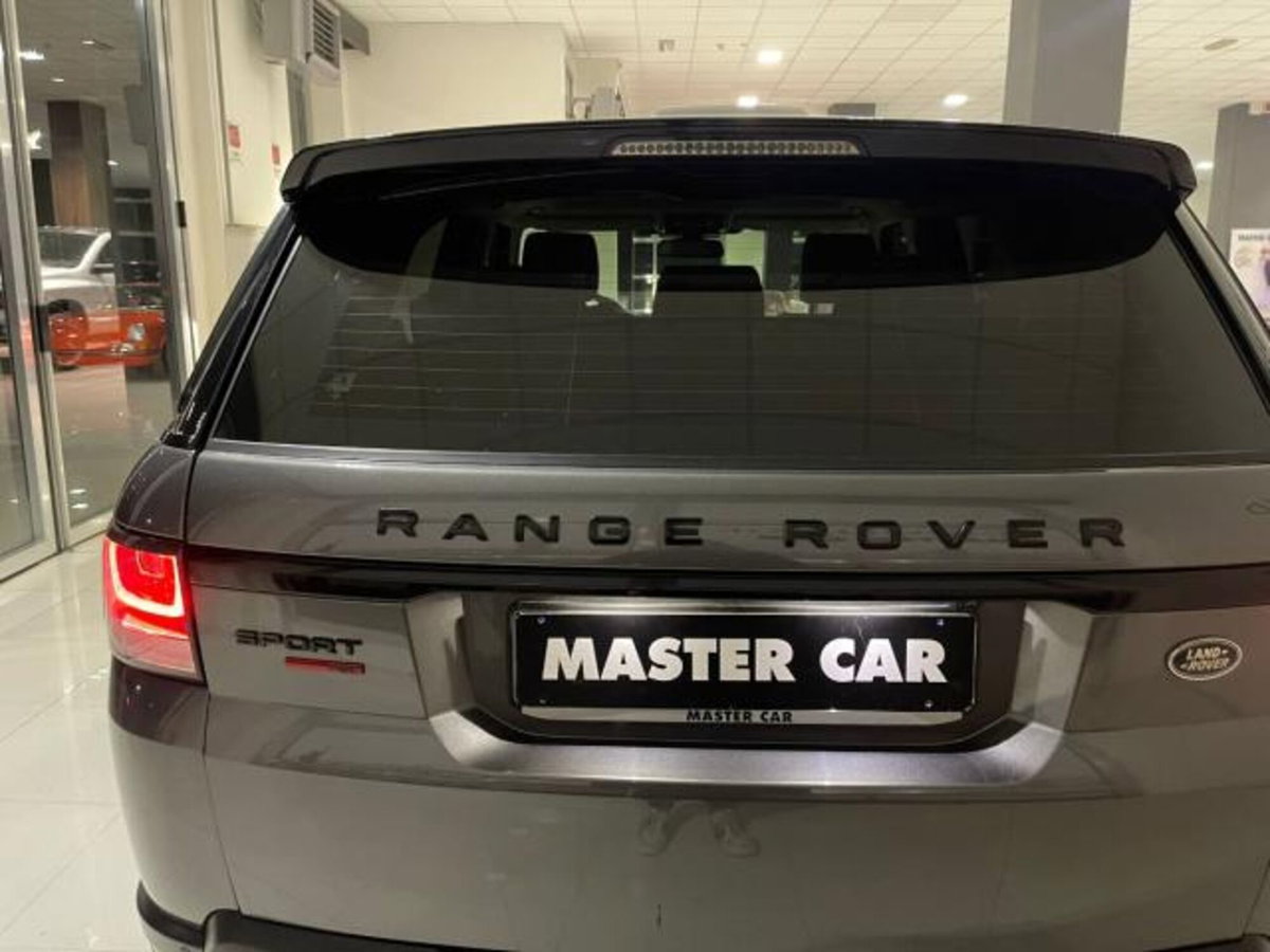 Land Rover Range Rover Sport 3.0 SDV6 HSE (9)